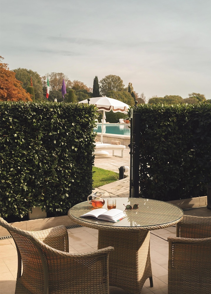 Hotel Cipriani, A Belmond Hotel, Venice — Swimming pool in Venice, Veneto