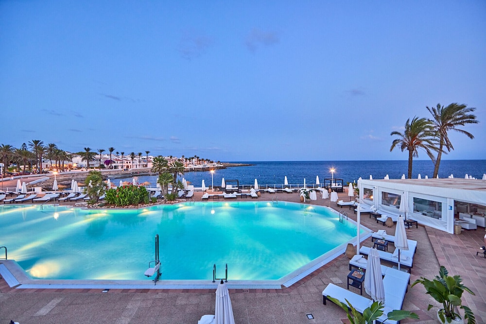 AluaSoul Menorca Hotel - Adults Only — Swimming pool in S'Algar, Balearic Islands