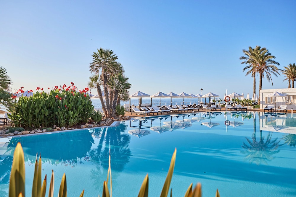 AluaSoul Menorca Hotel - Adults Only — Swimming pool in S'Algar, Balearic Islands