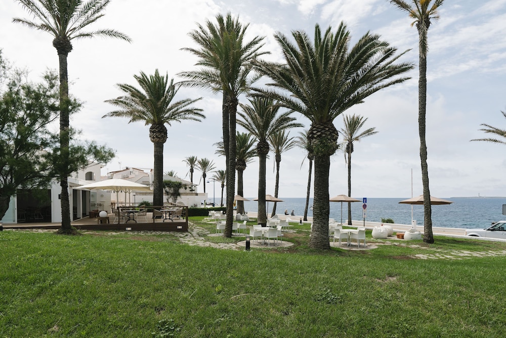 AluaSoul Menorca Hotel - Adults Only — Restaurant & bars in S'Algar, Balearic Islands