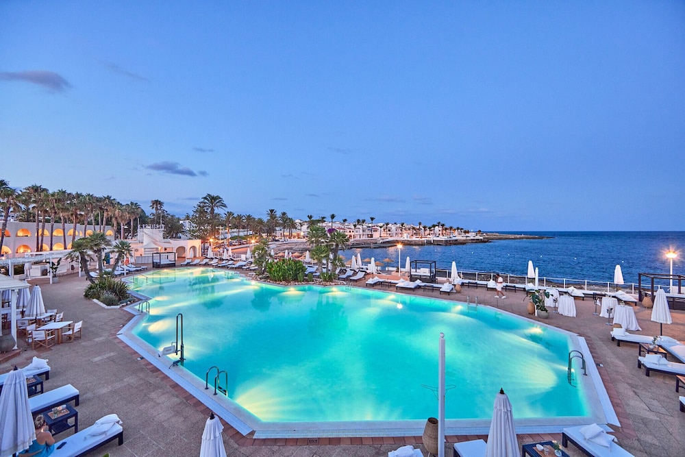 AluaSoul Menorca Hotel - Adults Only — Swimming pool in S'Algar, Balearic Islands