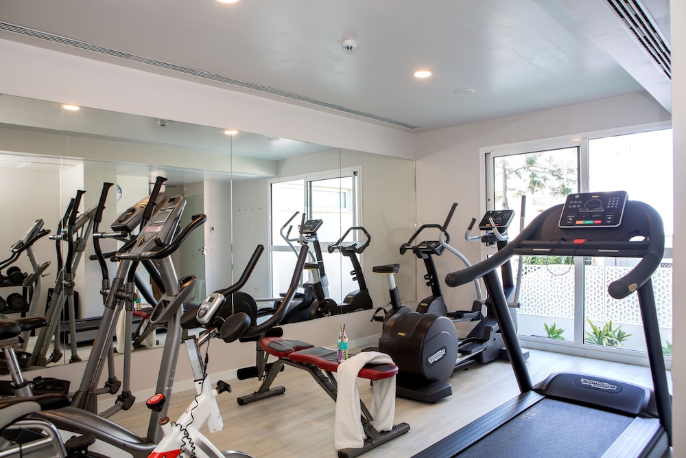 Hotel Sabina & Suites — Sports & recreation in Cala Millor, Balearic Islands