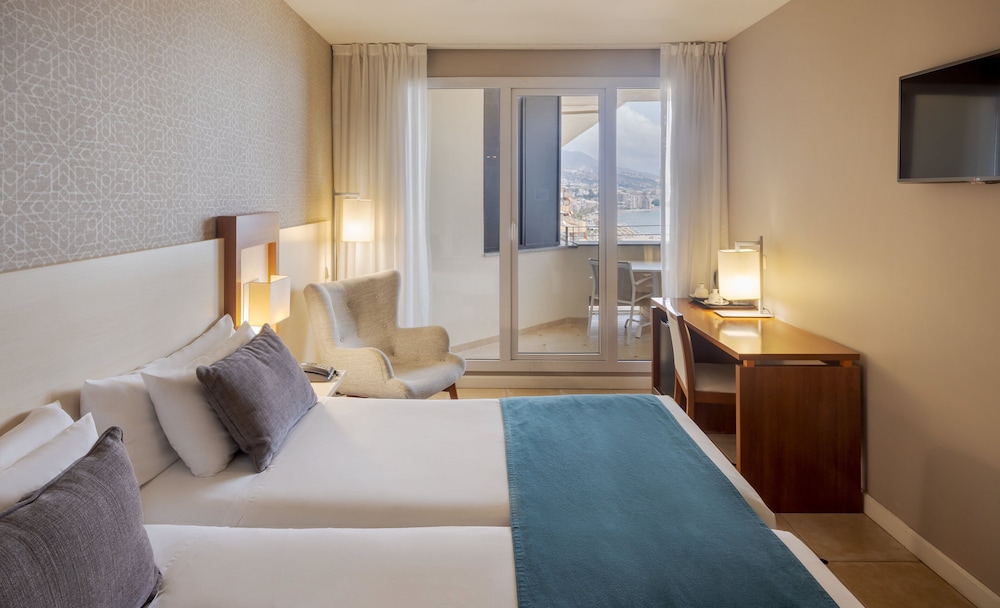 Hotel ILUNION Fuengirola — Hotel rooms in Fuengirola, Andalusia