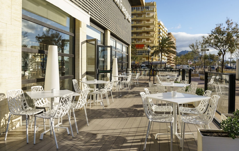 Hotel ILUNION Fuengirola — Restaurant & bars in Fuengirola, Andalusia