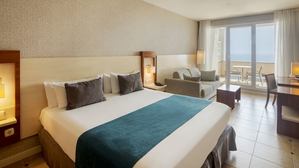 Hotel ILUNION Fuengirola — Hotel rooms in Fuengirola, Andalusia