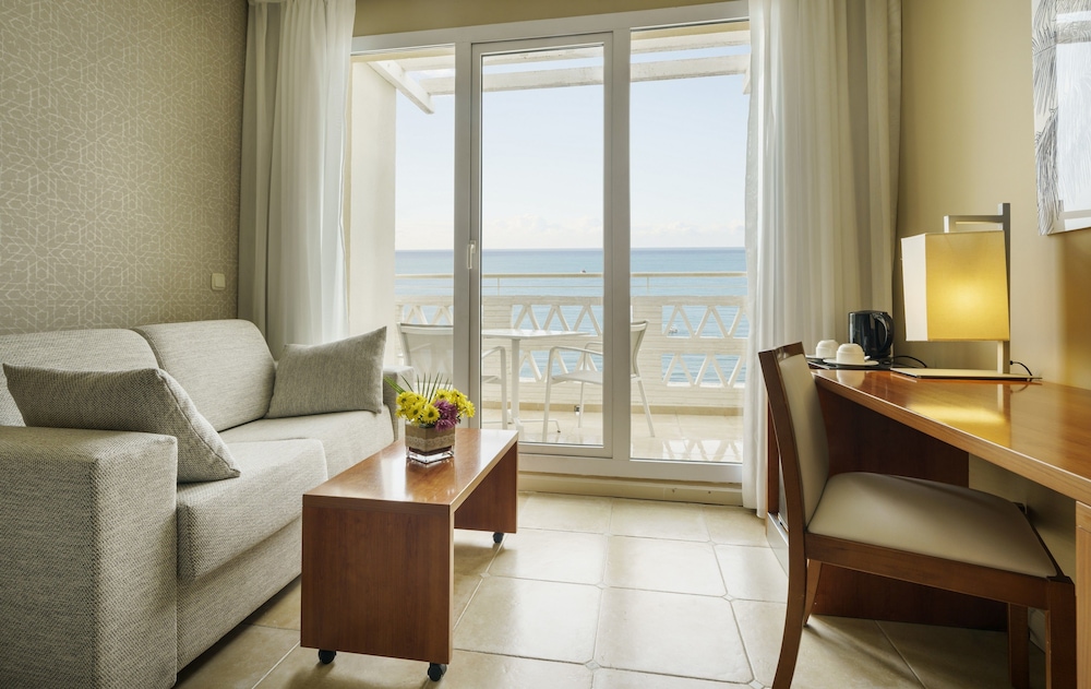 Hotel ILUNION Fuengirola — Hotel rooms in Fuengirola, Andalusia