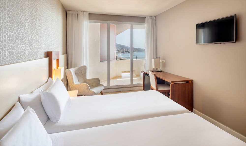 Hotel ILUNION Fuengirola — Hotel rooms in Fuengirola, Andalusia
