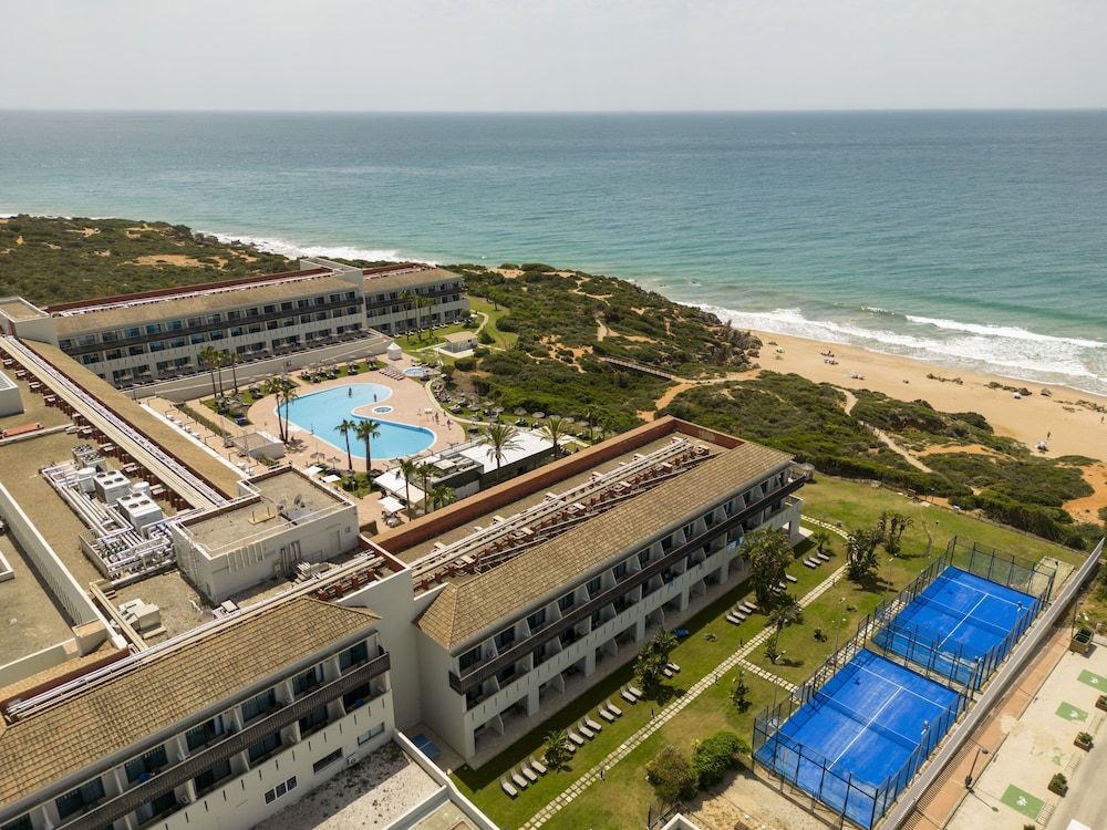 Hotel ILUNION Calas De Conil - zdjęcie 2