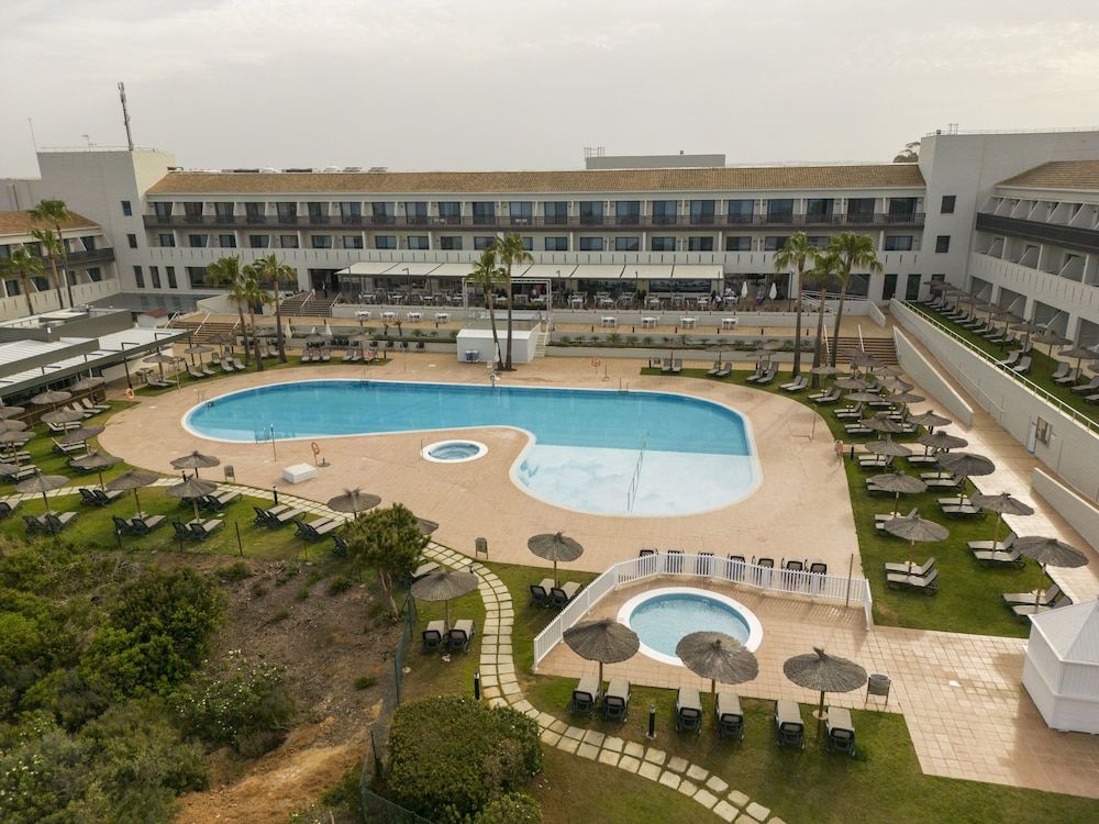 Hotel ILUNION Calas De Conil - zdjęcie 4