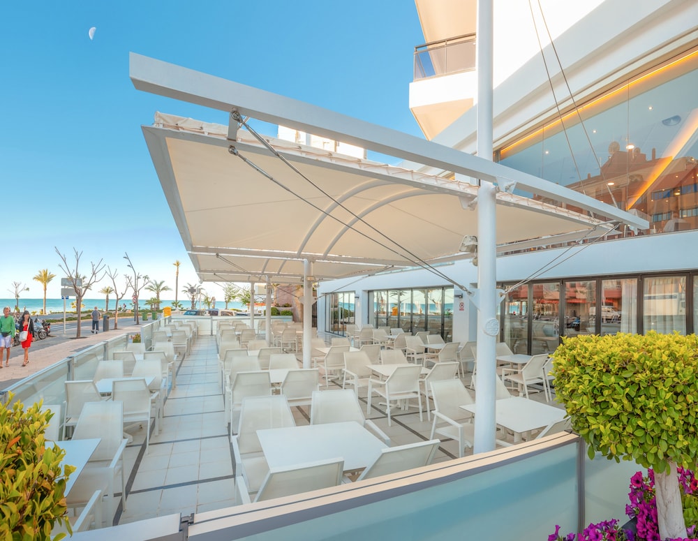 Hotel RH Corona del Mar By Hoteles RH — Restaurant & bars in Benidorm, Valencian Community