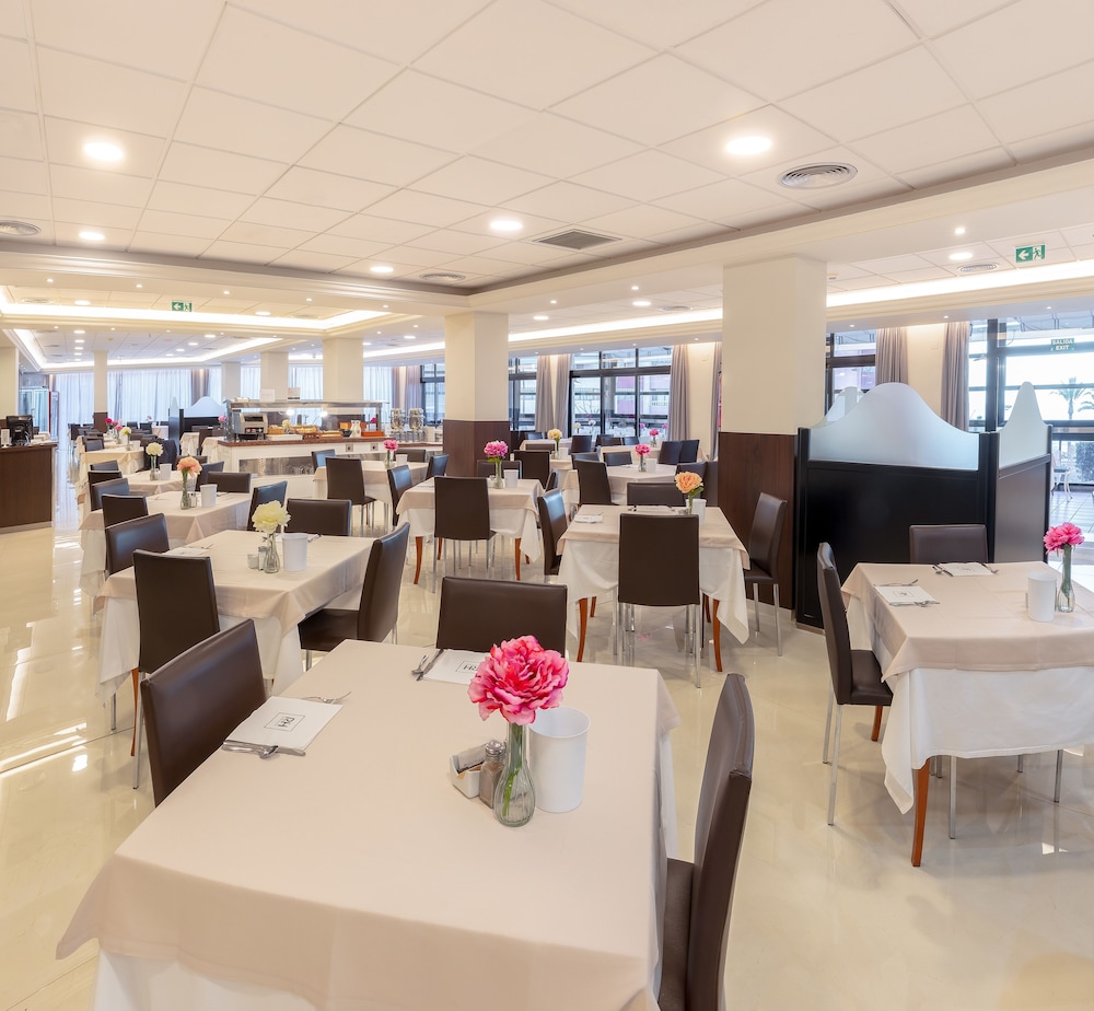 Hotel RH Corona del Mar By Hoteles RH — Restaurant & bars in Benidorm, Valencian Community