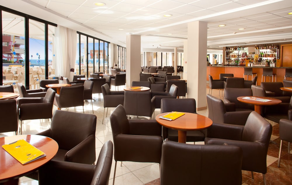 Hotel RH Corona del Mar By Hoteles RH — Restaurant & bars in Benidorm, Valencian Community