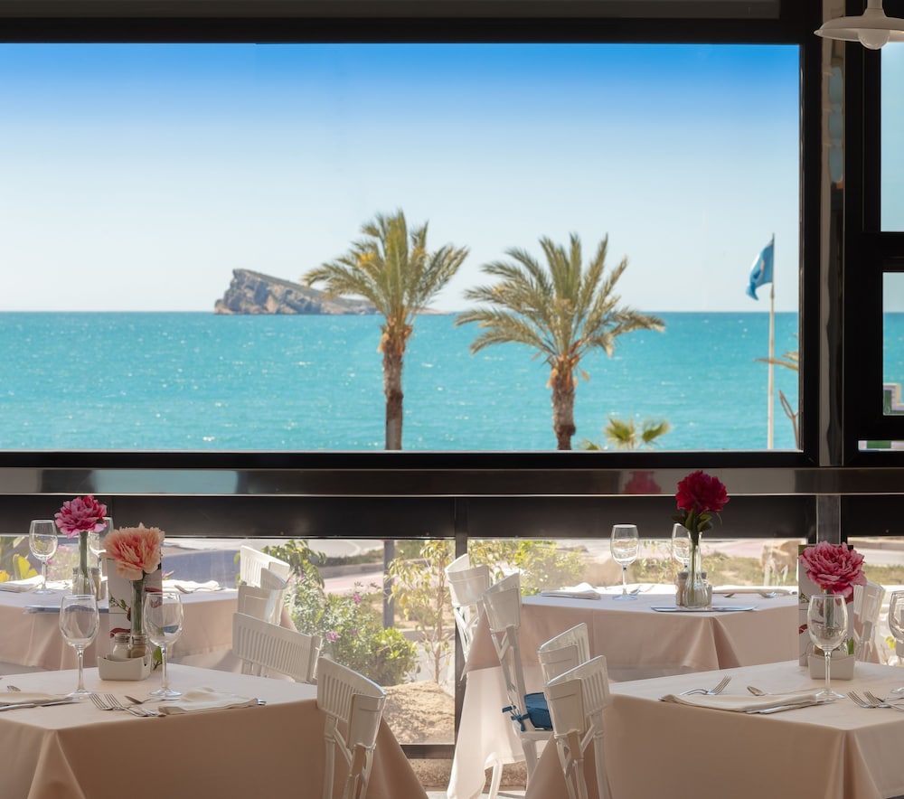Hotel RH Corona del Mar By Hoteles RH — Restaurant & bars in Benidorm, Valencian Community