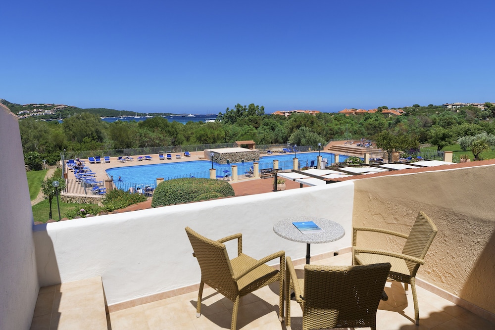 Colonna Beach Hotel Marinella — Swimming pool in Golfo Aranci, Sardinia