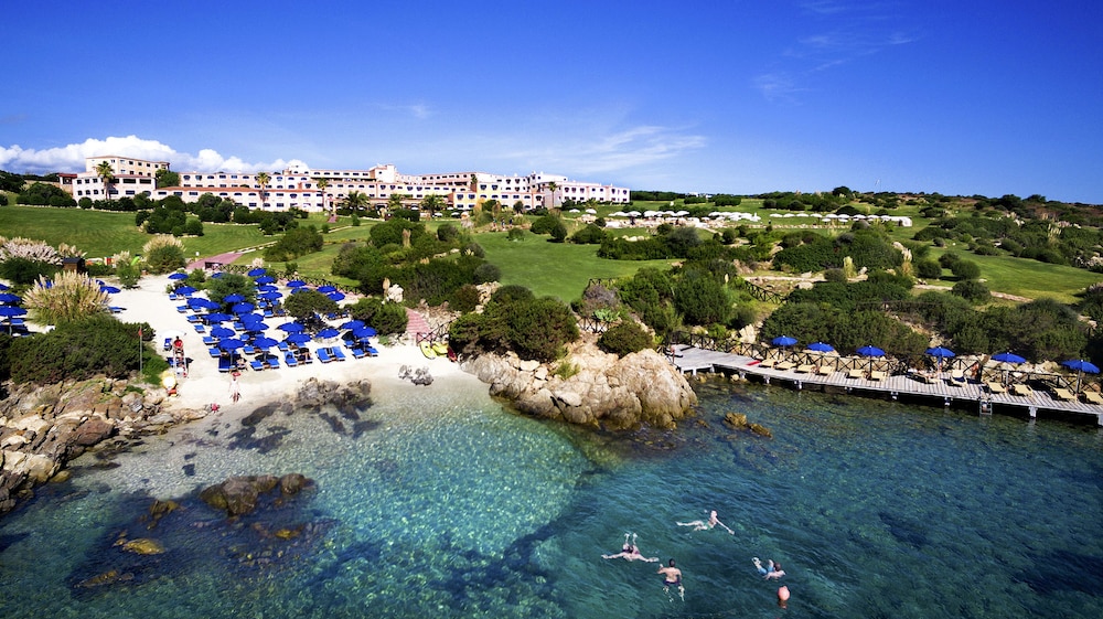 COLONNA RESORT, a Colonna Luxury Beach Hotel, Porto Cervo — Beach in Arzachena, Sardinia
