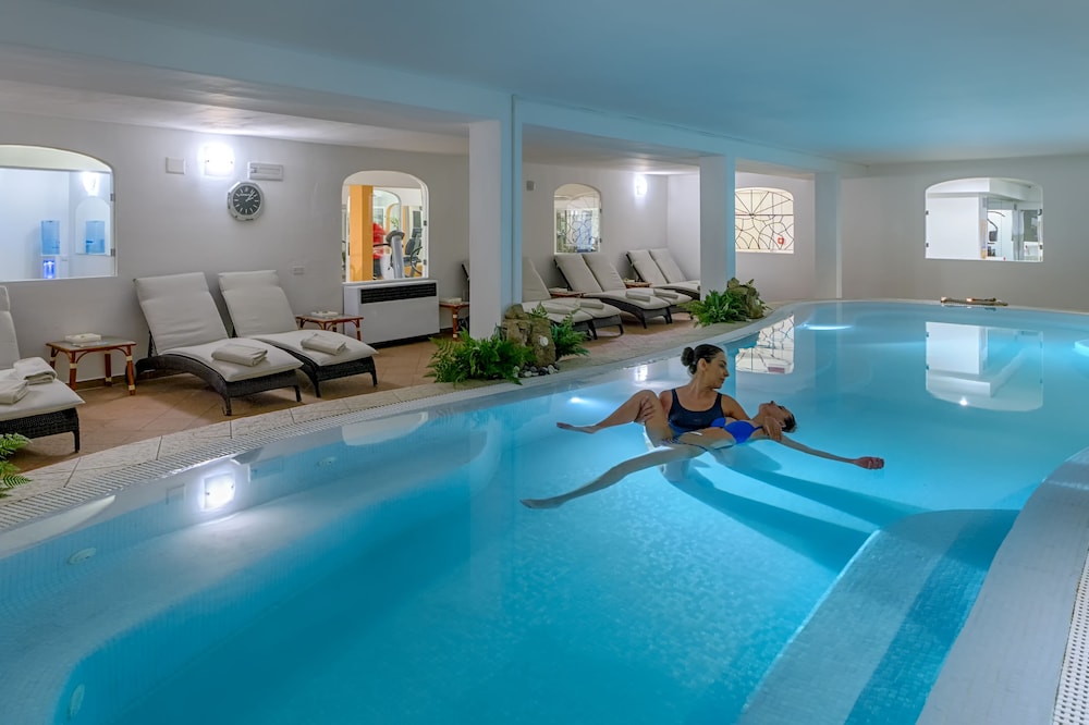 COLONNA RESORT, a Colonna Luxury Beach Hotel, Porto Cervo — Swimming pool in Arzachena, Sardinia