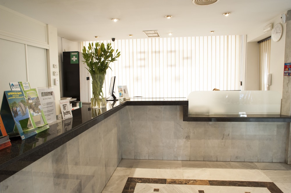 Hotel El Faro Marbella — Hotel building in Marbella, Andalusia