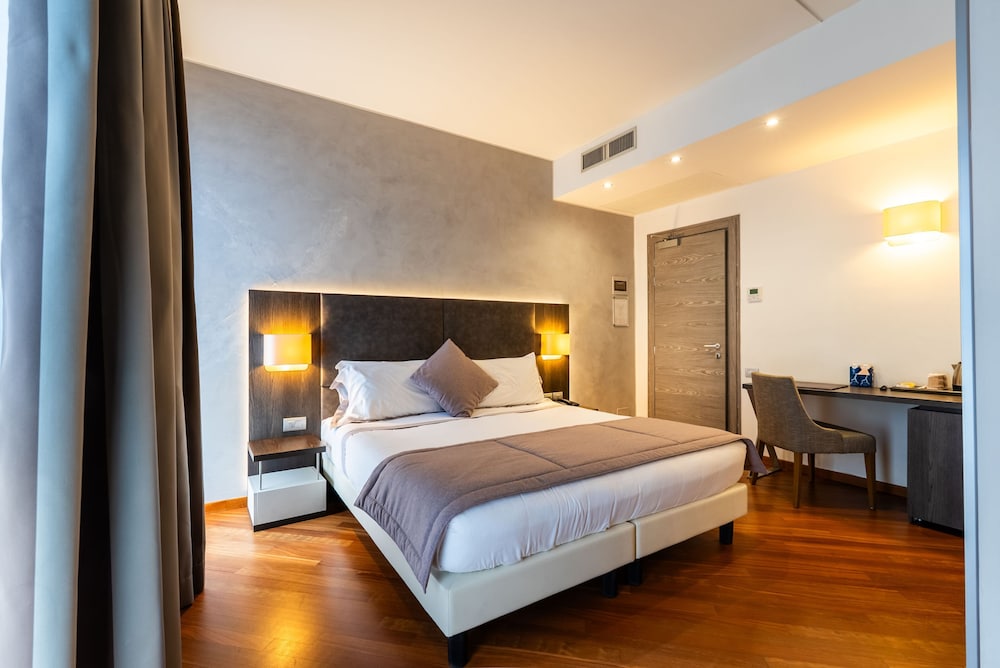 Hotel Como - zdjęcie 4