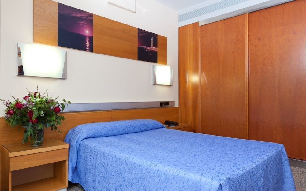 Gran Hotel Bali — Hotel rooms in Benidorm, Valencian Community