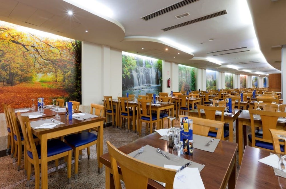 Gran Hotel Bali — Restaurant & bars in Benidorm, Valencian Community