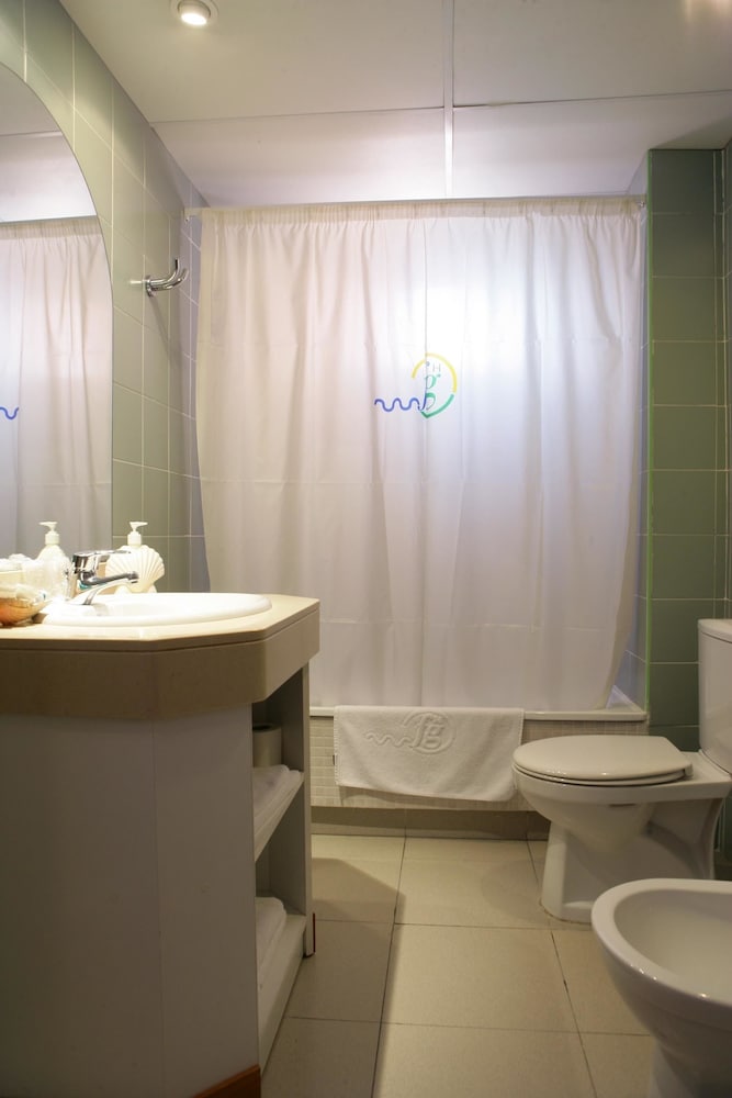 Hotel Fenals Garden — Hotel rooms in Lloret de Mar, Catalonia
