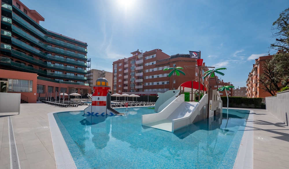 Hotel Fenals Garden - zdjęcie 2
