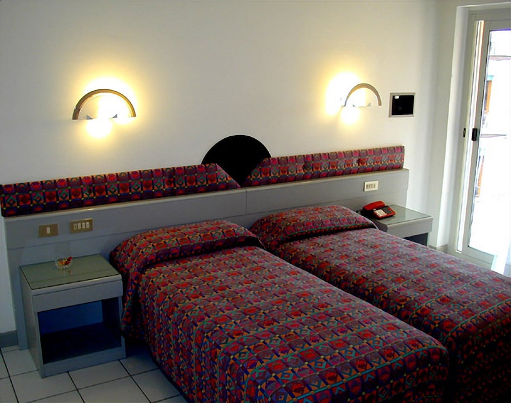 Principe Palace — Hotel rooms in Jesolo, Veneto