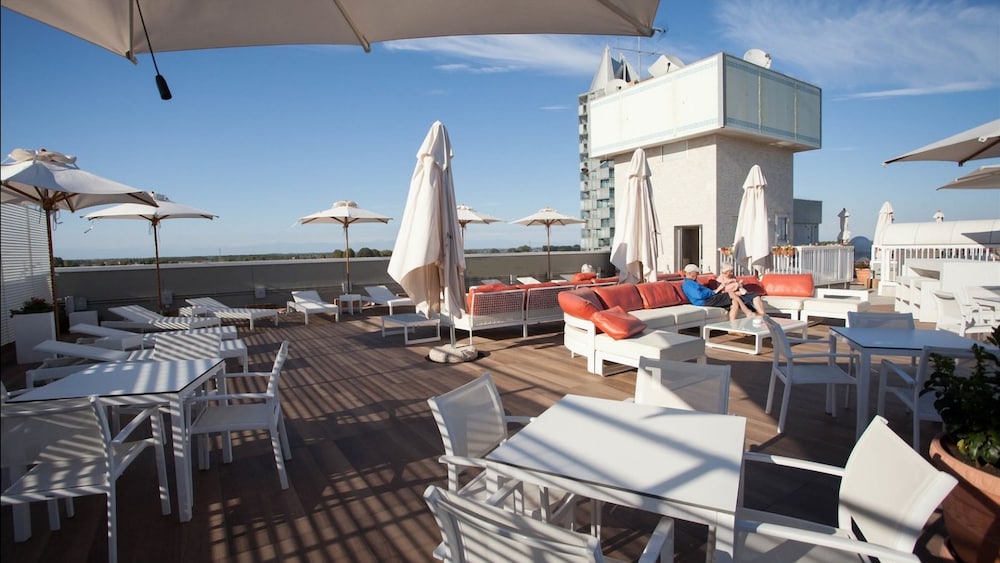 Principe Palace — Restaurant & bars in Jesolo, Veneto