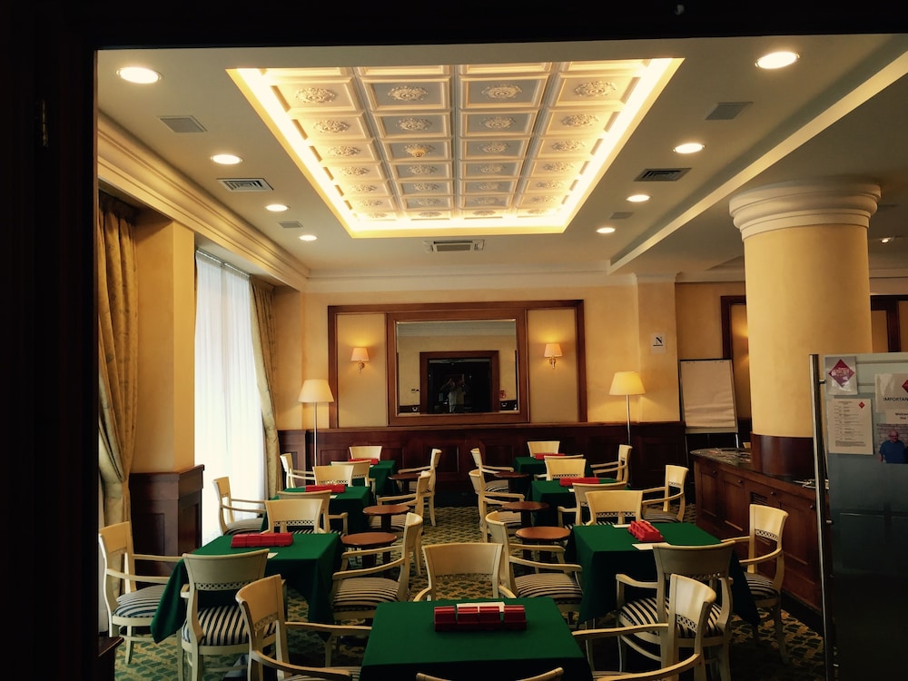 Principe Palace — Restaurant & bars in Jesolo, Veneto