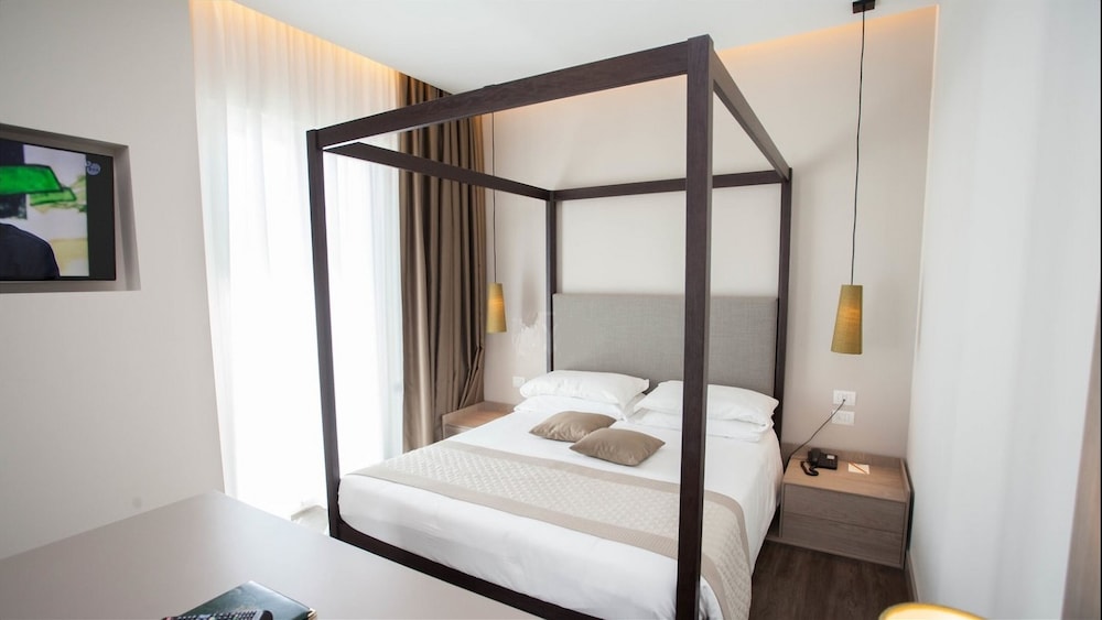 Principe Palace — Hotel rooms in Jesolo, Veneto