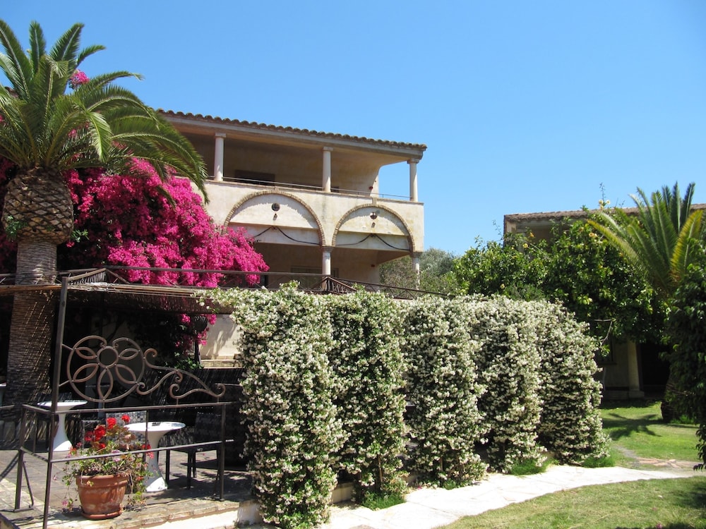 Hotel Costa Dei Fiori — Hotel building in Santa Margherita di Pula, Sardinia