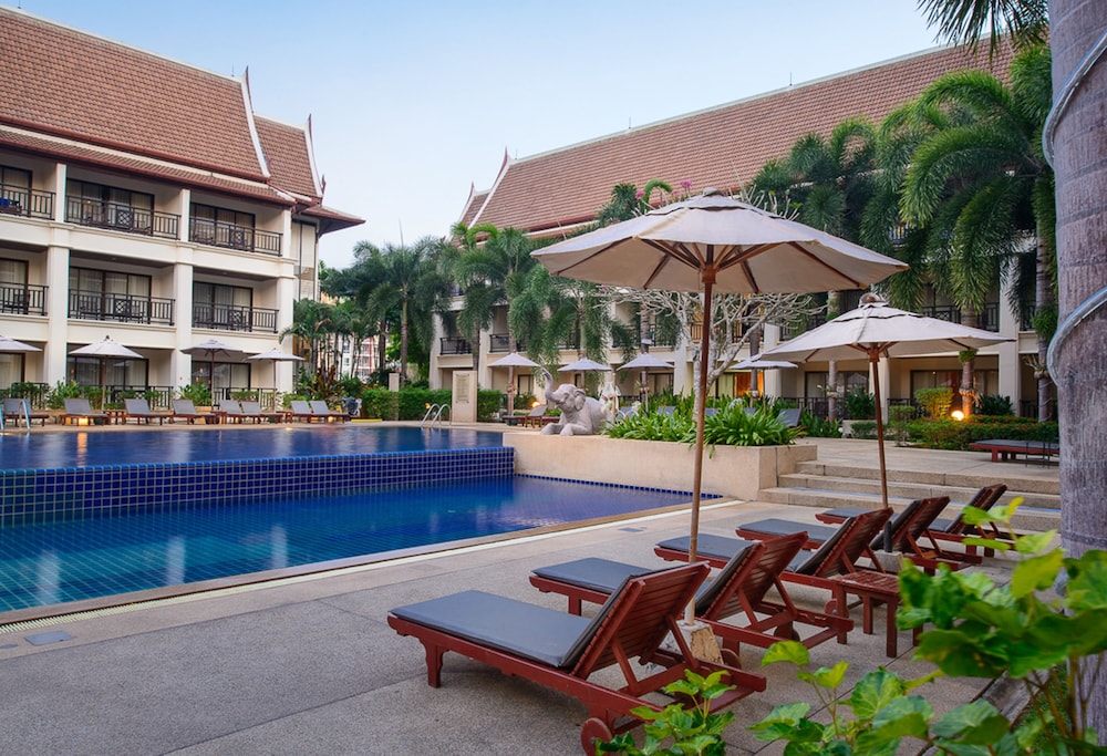 Deevana Patong Resort & Spa — Swimming pool in Patong Beach, Phuket Province
