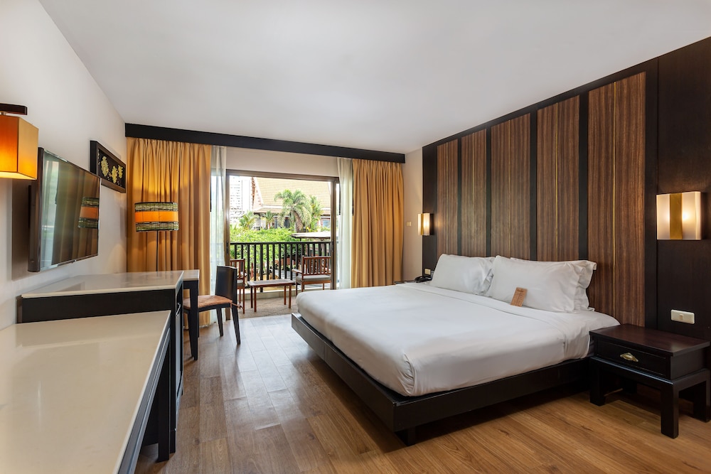 Deevana Patong Resort & Spa — Hotel rooms in Patong Beach, Phuket Province
