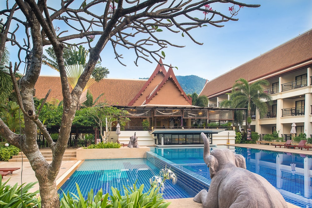 Deevana Patong Resort & Spa — Swimming pool in Patong Beach, Phuket Province