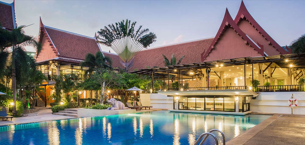 Deevana Patong Resort & Spa — Swimming pool in Patong Beach, Phuket Province