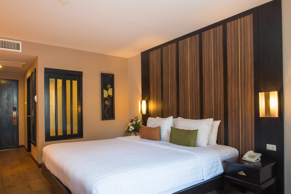 Deevana Patong Resort & Spa — Hotel rooms in Patong Beach, Phuket Province