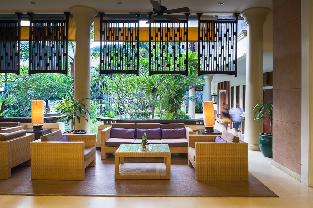 Deevana Patong Resort & Spa — Hotel building in Patong Beach, Phuket Province