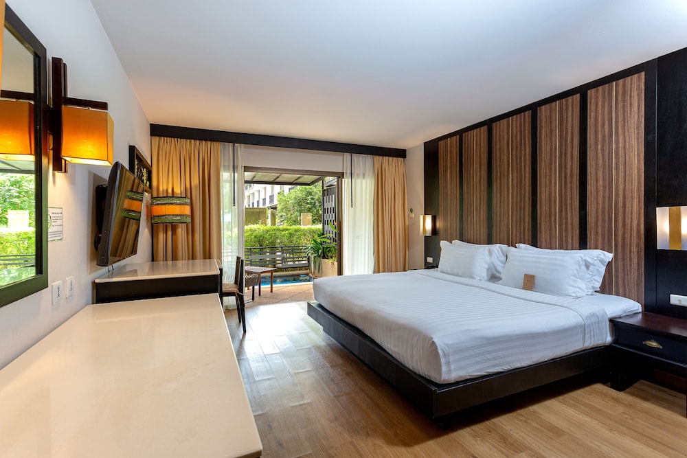 Deevana Patong Resort & Spa — Hotel rooms in Patong Beach, Phuket Province