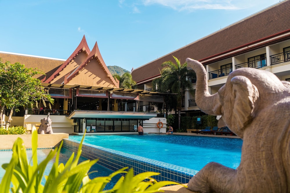 Deevana Patong Resort & Spa — Swimming pool in Patong Beach, Phuket Province