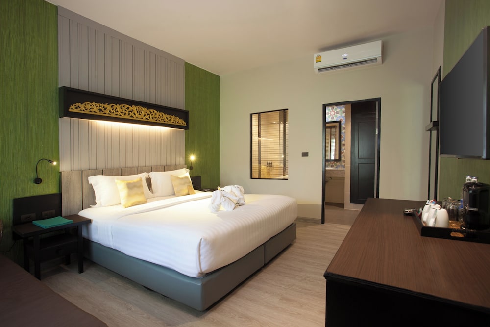 Deevana Patong Resort & Spa — Hotel rooms in Patong Beach, Phuket Province