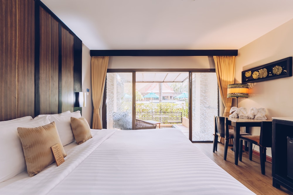 Deevana Patong Resort & Spa — Hotel rooms in Patong Beach, Phuket Province