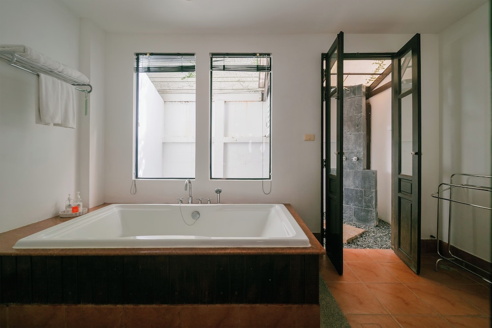 The Old Phuket - Karon Beach Resort — Hotel rooms in Karon, Phuket Province