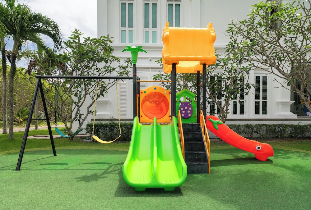 The Old Phuket - Karon Beach Resort — Attractions for children in Karon, Phuket Province