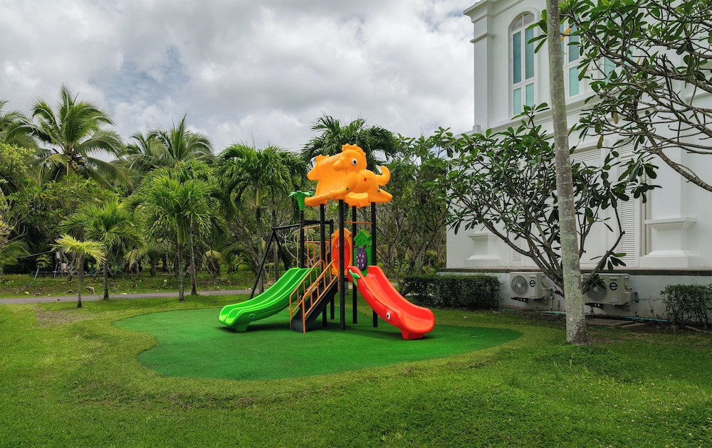 The Old Phuket - Karon Beach Resort — Attractions for children in Karon, Phuket Province