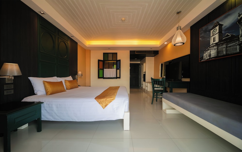 The Old Phuket - Karon Beach Resort — Hotel rooms in Karon, Phuket Province