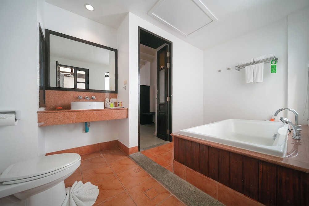 The Old Phuket - Karon Beach Resort — Hotel rooms in Karon, Phuket Province