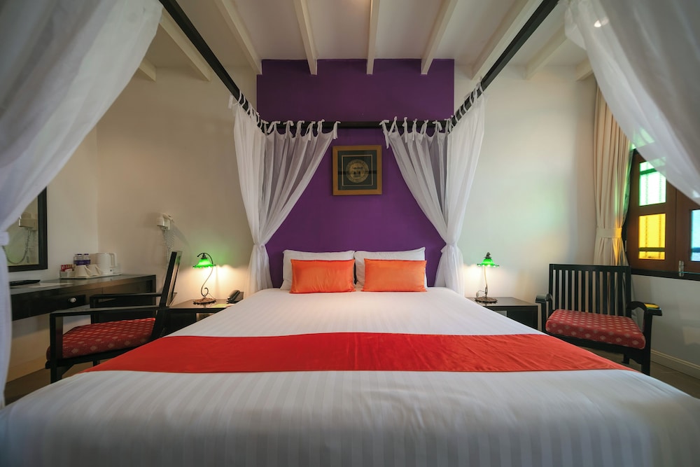 The Old Phuket - Karon Beach Resort — Hotel rooms in Karon, Phuket Province