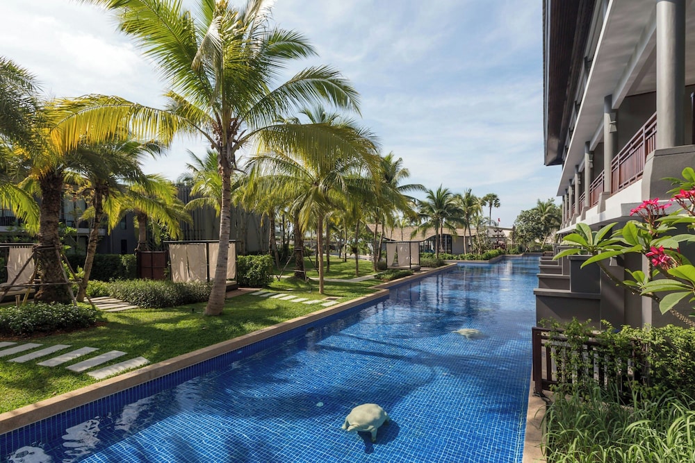 Phuket Marriott Resort and Spa, Nai Yang Beach — Swimming pool in Sa Khu, Phuket Province