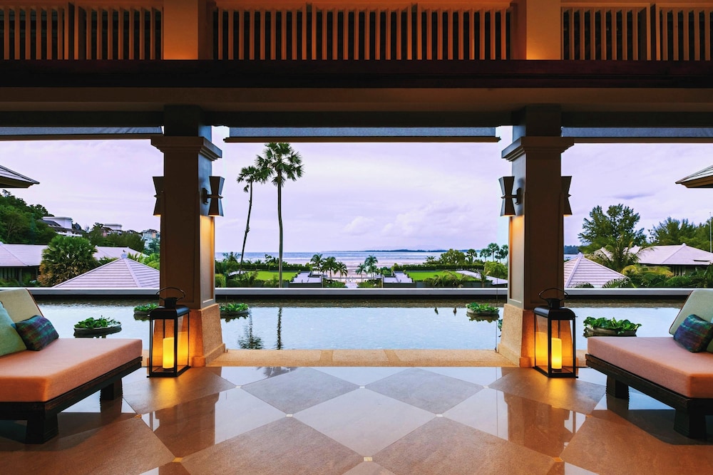 Phuket Marriott Resort and Spa, Nai Yang Beach — Hotel building in Sa Khu, Phuket Province