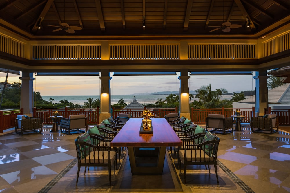 Phuket Marriott Resort and Spa, Nai Yang Beach — Restaurant & bars in Sa Khu, Phuket Province